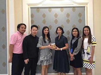 บุคลากรวิทยาลัยนวัตกรรมและการจัดการ
เดินสายมอบของที่ระลึกเนื่องในโอกาสวันขึ้นปีใหม่
2561