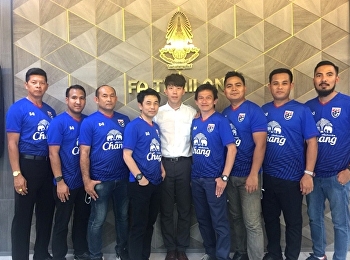 นักศึกษาหลักสูตรการจัดการฟุตบอลอาชีพ
ได้เป็นส่วนหนึ่งในการจัดแข่งขันคิงส์คัพครั้งที่
46 ณ สนามราชมังคลากีฬาสถาน