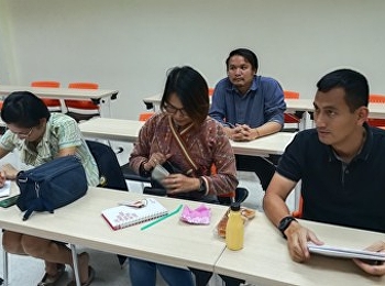 คณาจารย์ การจัดการฟุตบอลอาชีพ
เข้าแนะแนวทางการสอบประมวลความรู้และสอบวัดคุณสมบัติ
ให้กับนักศึกษารุ่นที่ 3