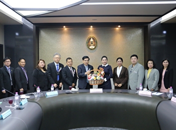 วันที่ ๑ ธันวาคม ๒๕๖๓ เวลา ๑๐.๐๐ น.
รองศาสตราจารย์ ดร.ชุติกาญจน์ ศรีวิบูลย์
รักษาราชการแทนอธิการบดีมหาวิทยาลัยราชภัฏสวนสุนันทา
รองศาสตราจารย์ ดร.นันทิยา น้อยจันทร์
รักษาราชการแทนรองอธิการบดีฝ่ายวิชาการ
รองศาสตราจารย์ ดร.บัณฑิต ผังนิรันดร์
คณบดีวิทยาลัยนวั