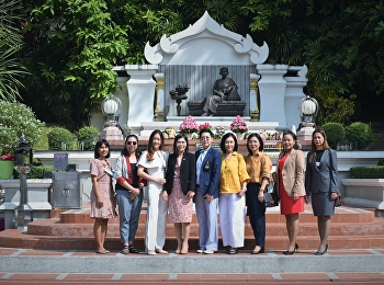 นักศึกษาหลักสูตรปรัชญาดุษฏีบัณฑิต
สาขานวัตกรรมการจัดการ รุ่นที่21
ร่วมสักการะสมเด็จพระนางเจ้าสุนันทากุมารีรัตน์
พระบรมราชเทวี เพื่อเป็นสิริมงคล