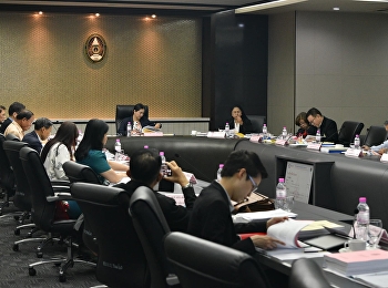 รองศาสตราจารย์ ดร.บัณฑิต ผังนิรันดร์
คณบดีวิทยาลัยนวัตกรรมและการจัดการ
ผู้ช่วยศาสตราจารย์ ปรเมษฐ์ แสงอ่อน
รองคณบดีฝ่ายบริหาร
เข้าร่วมการประชุมสภาวิชาการ ครั้งที่
12/2563 ณ ห้องประชุมสภามหาวิทยาลัย อาคาร
31 ชั้น 5