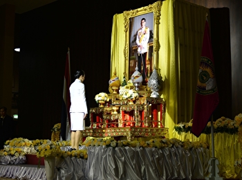 วันนี้ ( 17 ธันวาคม 2563 ) เวลา 09.19 น.
รองศาสตราจารย์ ดร.บัณฑิต ผังนิรันดร์
คณบดีวิทยาลัยนวัตกรรมและการจัดการ
มหาวิทยาลัยราชภัฏสวนสุนันทา
พร้อมด้วยคณะผู้บริหารและบุคลากร
เข้าร่วมพิธีรับพระบรมราชโองการโปรดเกล้าโปรดกระหม่อม
แต่งตั้ง อธิการบดี