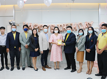 คณบดี ว.นวัตกรรมฯ
ร่วมอวยพรเนื่องในวันคล้ายวันเกิด
รศ.ดร.ชุติกาญจน์ ศรีวิบูลย์
อธิการบดีมหาวิทยาลัยราชภัฏสวนสุนันทา