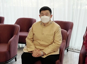 Associate Professor Dr. Bundit
Phangnirand, Dean of the College of
Innovation and Management Participated
in the award ceremony for outstanding
civil servants for the year 2021