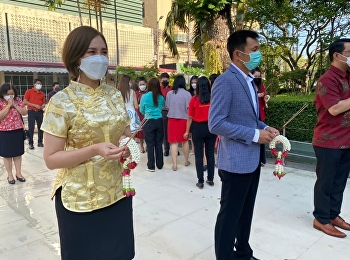 Head of Business Information Management
Participate in the annual Chinese New
Year's Eve ceremony