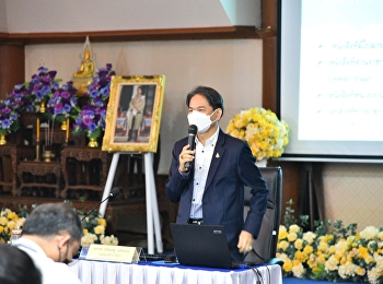 Asst. Prof. Dr. Paramet Sang-on,
Associate Dean for Administration, was a
speaker in a workshop on documentary
work and principles of official book
writing.