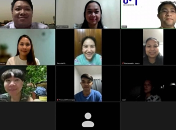 Assistant Professor Dr. Chumphon
Rodcham, Chairperson of the Program
Meeting to follow up on the progress of
thesis work.