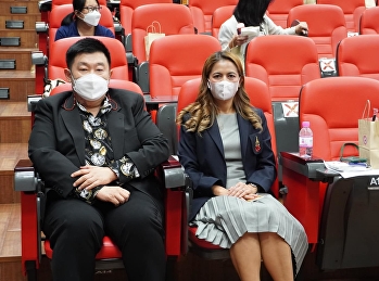 คณบดีวิทยาลัยนวัตกรรมและการจัดการ
เข้าร่วมประชุมเชิงปฏิบัติการ หัวข้อ   