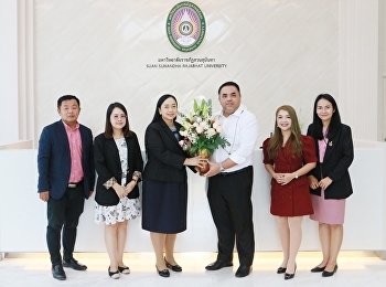 Vice Rector and Executive Committee
various departments , of Suan Sunandha
Rajabhat University .Congratulations to
Assistant Professor Dr. Chonlapasorn
Sitthiwarongchai.