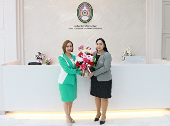 Executives, personnel of the College of
Innovation and Management Faculty
members from various disciplines and
faculties of Suan Sunandha Rajabhat
University . Assistant Professor Dr.
Chonlapasorn Sitthiwarongchai.