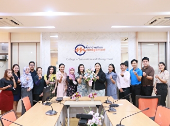Academic Support Personnel led by Ms.
Namthip Kleebbuaban, Head of the Office
University of Innovation and Management.
Congratulations to Assistant Professor
Dr. Chonlapasorn Sitthiwarongchai.