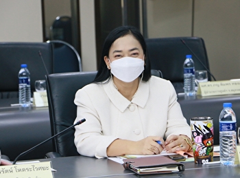 Acting Dean of College of Innovation and
Management with the head of the office .
Attended the meeting of the University
Board of Directors (MPM) No. 10/2022