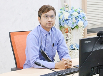 Department of Education Services,
College of Innovation and Management
Hold a meeting with entrepreneurs to
discuss the evolution of teaching and
learning.