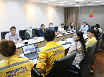 Meeting to discuss electrical systems
and internet systems In the project to
renovate the College of Innovation and
Management classroom building.