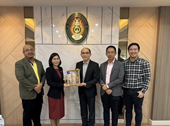 Welcoming the executives of S Foundation
CG from The Siam Cement Public Company
Limited