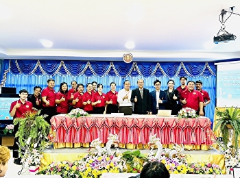 College of Innovation and Management.
Participate in a lecture on the topic
Personality and leadership development
for associate students To graduate at
Amphawa Vocational College.